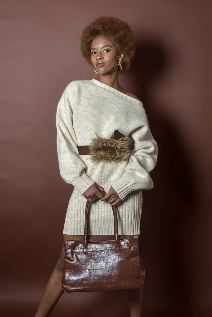 DRESS FUR